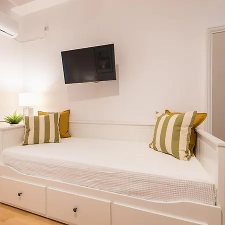 Apartment At Megaro Mousikis St Semi Basement 1Bed 2 Pers By Mps-2